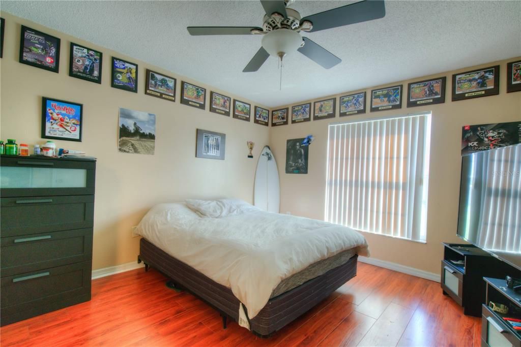 For Rent: $1,750 (2 beds, 2 baths, 1013 Square Feet)