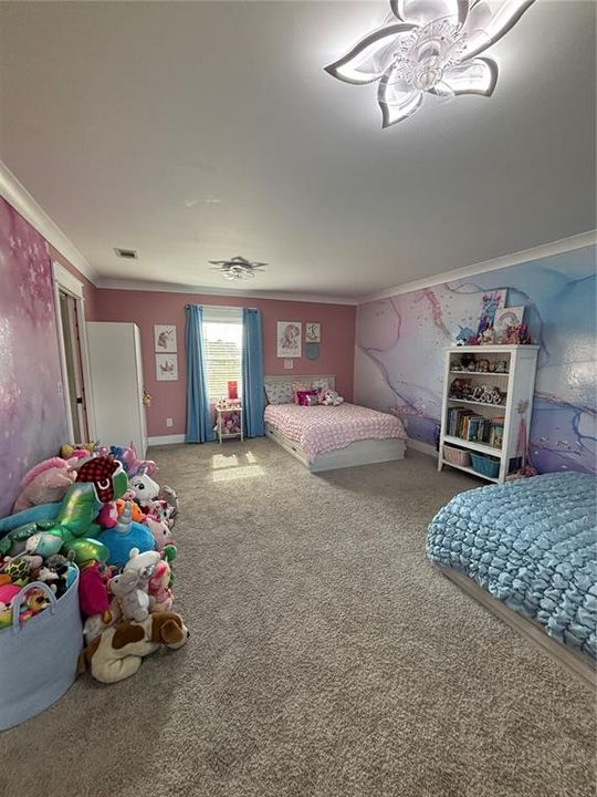 En Venta: $449,000 (4 camas, 2 baños, 2496 Pies cuadrados)