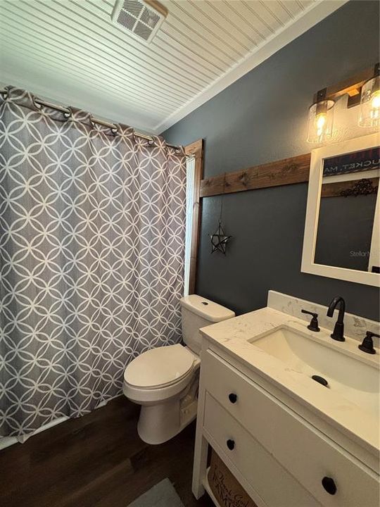 En Venta: $449,000 (4 camas, 2 baños, 2496 Pies cuadrados)