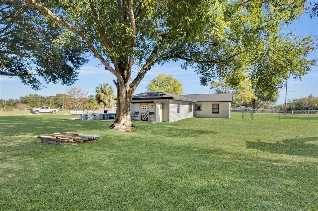 En Venta: $449,000 (4 camas, 2 baños, 2496 Pies cuadrados)