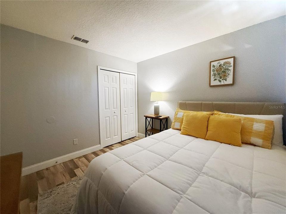 For Sale: $265,000 (4 beds, 3 baths, 1492 Square Feet)