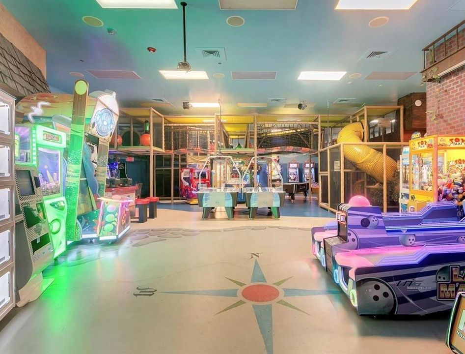 For Sale: $265,000 (4 beds, 3 baths, 1492 Square Feet)