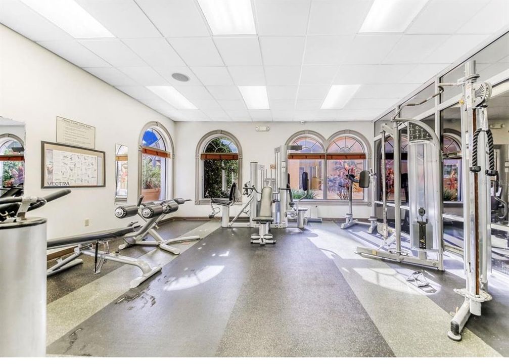 For Sale: $265,000 (4 beds, 3 baths, 1492 Square Feet)