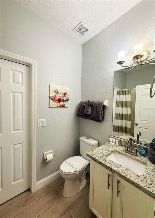 For Sale: $265,000 (4 beds, 3 baths, 1492 Square Feet)