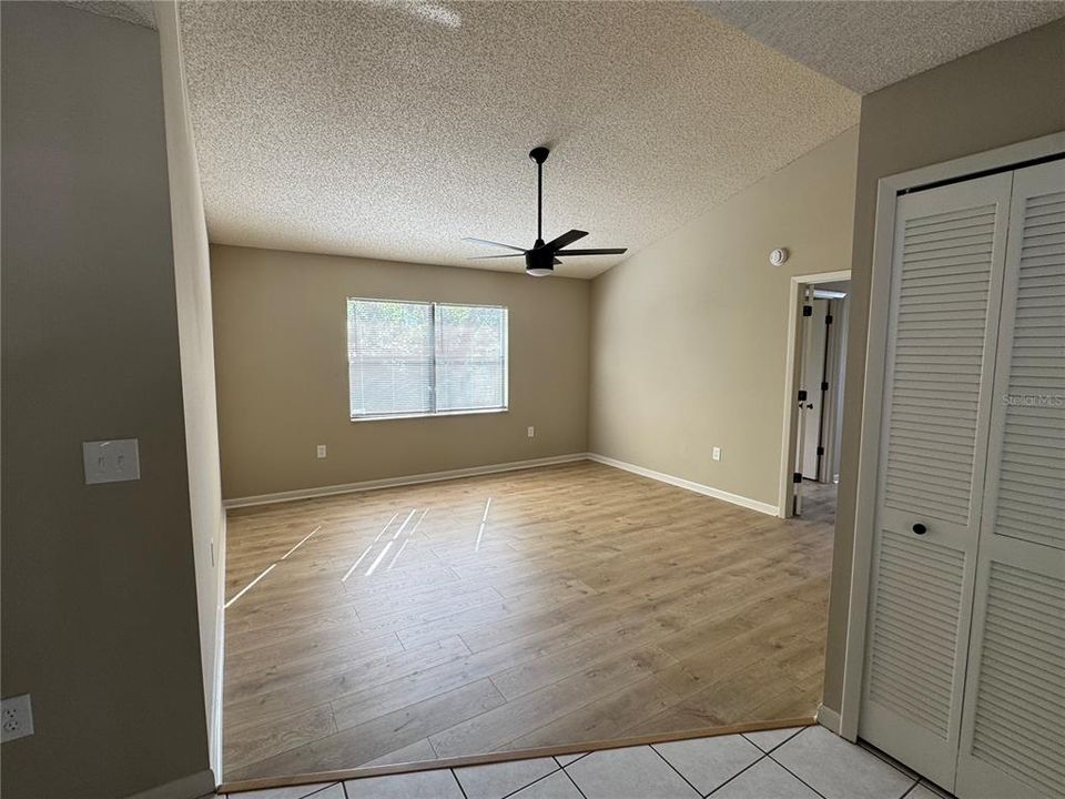 Active With Contract: $357,800 (4 beds, 2 baths, 1582 Square Feet)