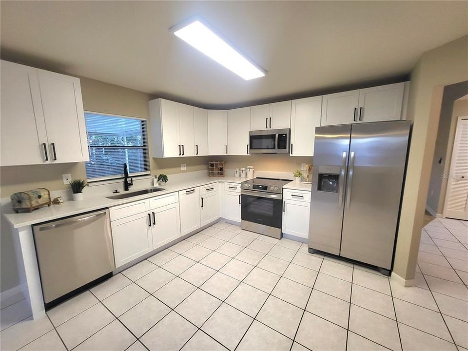 Active With Contract: $357,800 (4 beds, 2 baths, 1582 Square Feet)