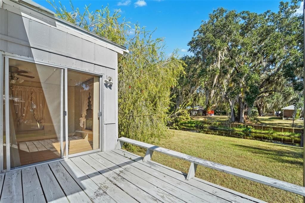 For Sale: $184,900 (3 beds, 2 baths, 1200 Square Feet)