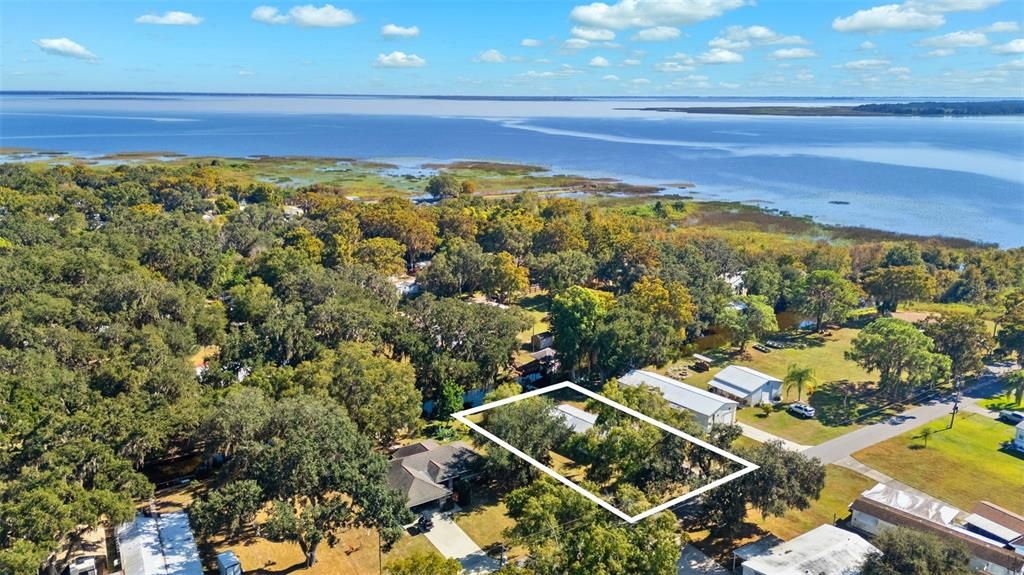 For Sale: $184,900 (3 beds, 2 baths, 1200 Square Feet)