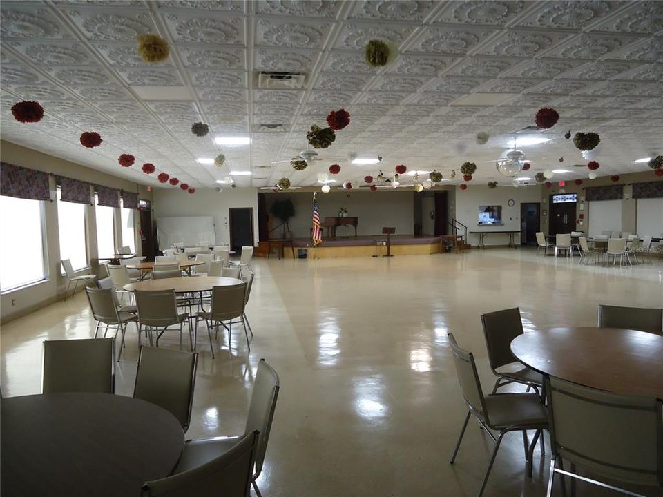 На продажу: $127,900 (1 спален, 1 ванн, 790 Квадратных фут)