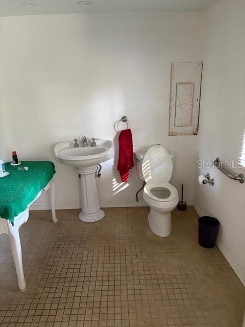 待售: $787,000 (3 贝兹, 2 浴室, 2586 平方英尺)