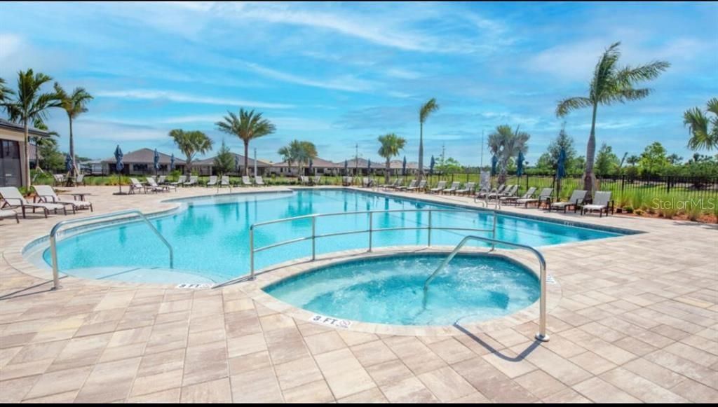 For Rent: $2,700 (2 beds, 2 baths, 1577 Square Feet)