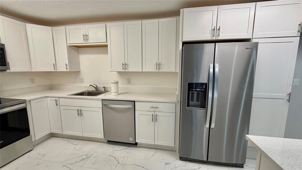 For Sale: $265,000 (3 beds, 2 baths, 1468 Square Feet)