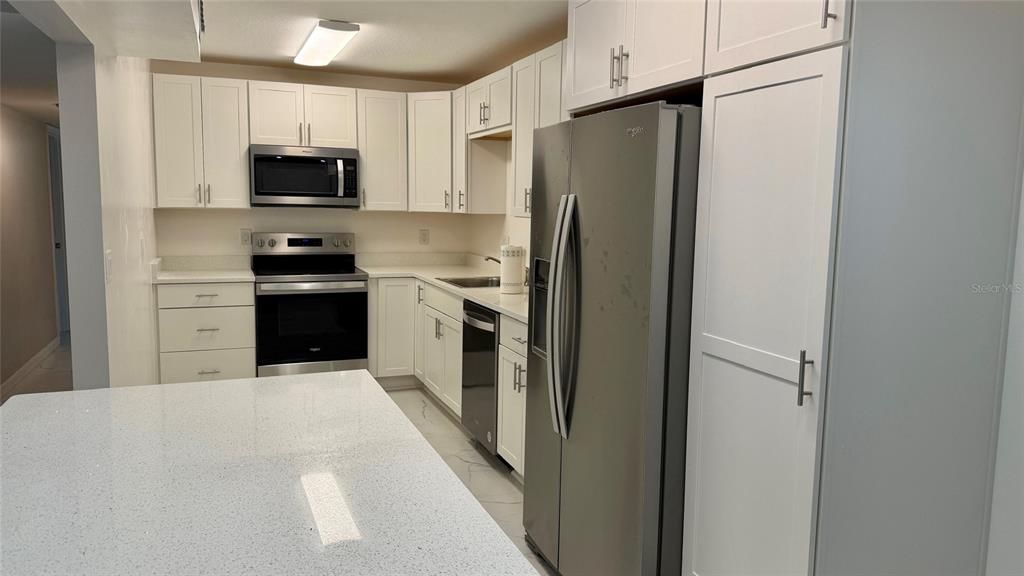 For Sale: $265,000 (3 beds, 2 baths, 1468 Square Feet)