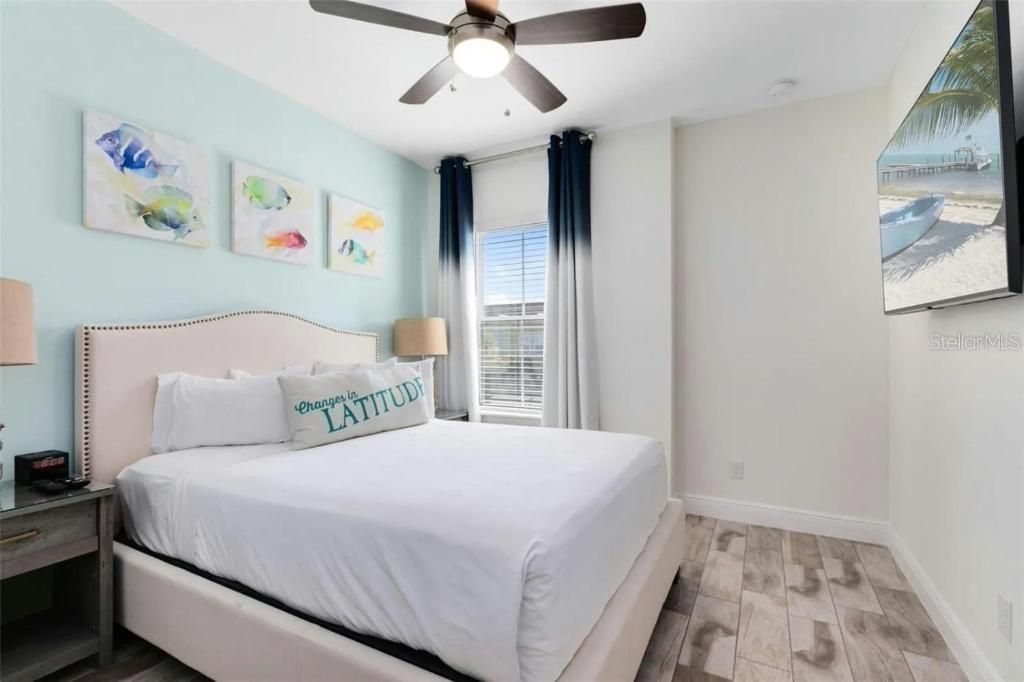 На продажу: $449,000 (4 спален, 3 ванн, 1712 Квадратных фут)