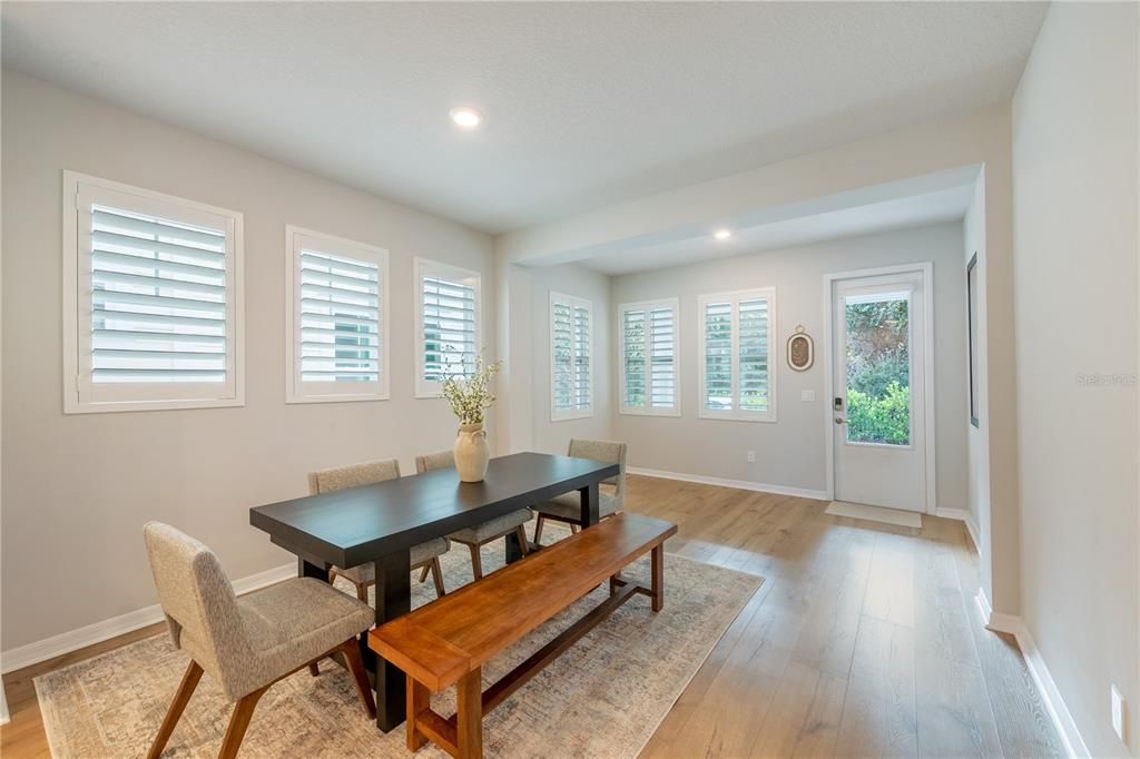 For Sale: $795,500 (3 beds, 2 baths, 2536 Square Feet)