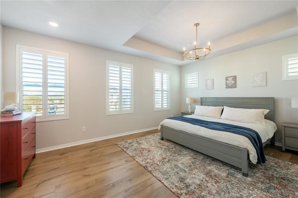 For Sale: $795,500 (3 beds, 2 baths, 2536 Square Feet)