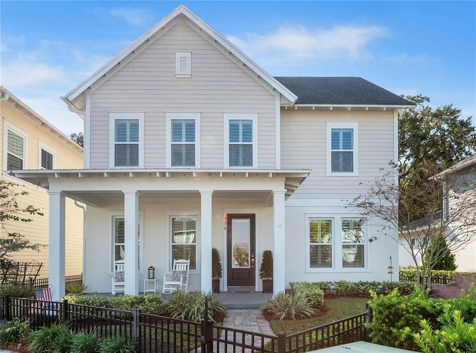 For Sale: $795,500 (3 beds, 2 baths, 2536 Square Feet)