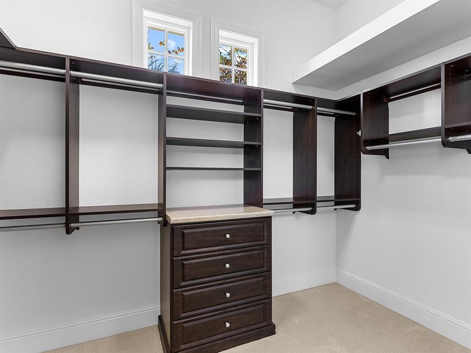 待售: $3,950,000 (4 贝兹, 5 浴室, 5566 平方英尺)