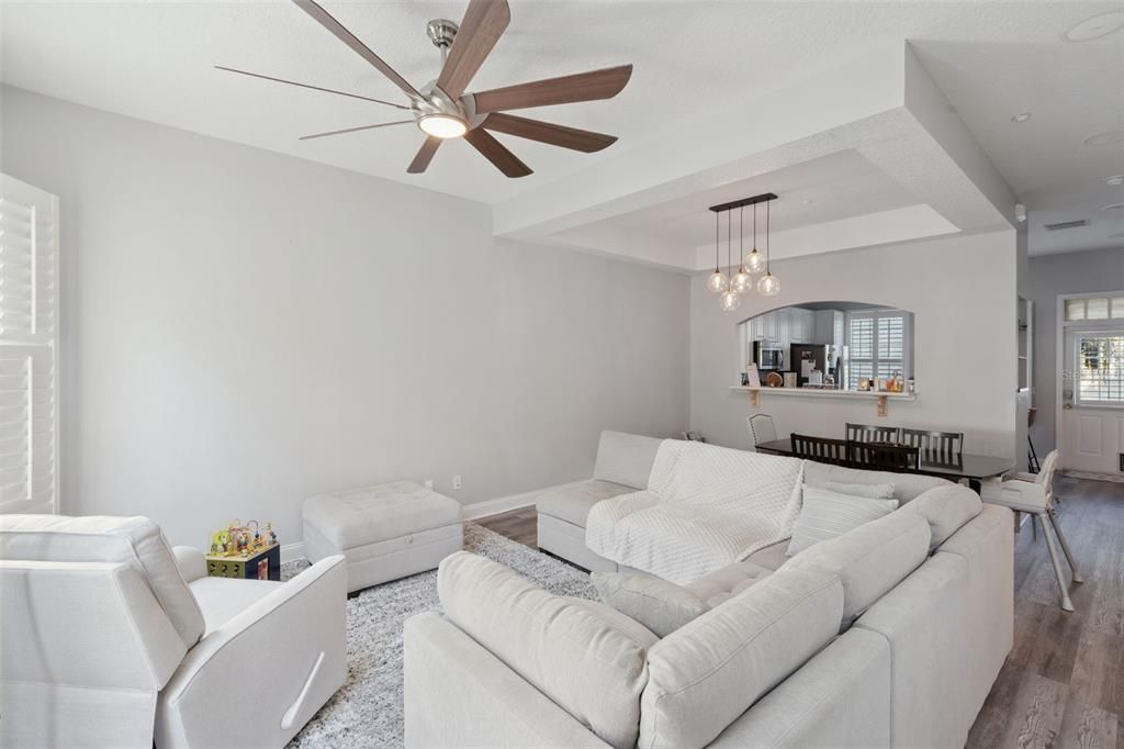 待售: $789,000 (4 贝兹, 4 浴室, 2388 平方英尺)