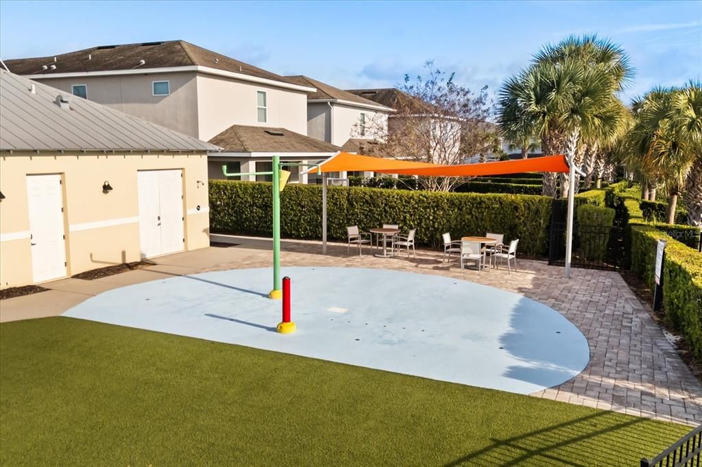 For Sale: $550,000 (6 beds, 6 baths, 2831 Square Feet)