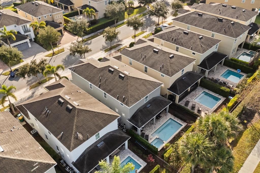 For Sale: $550,000 (6 beds, 6 baths, 2831 Square Feet)