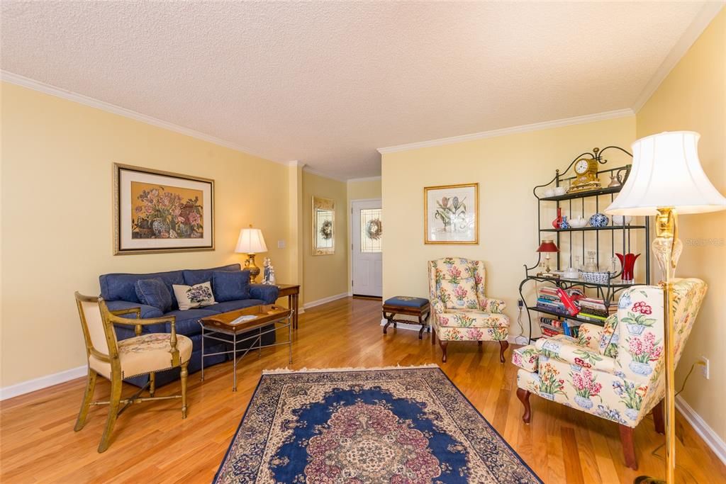 For Sale: $695,000 (2 beds, 2 baths, 1798 Square Feet)