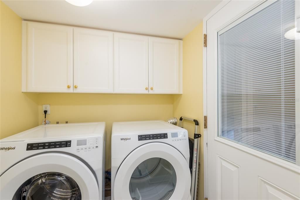 For Sale: $695,000 (2 beds, 2 baths, 1798 Square Feet)