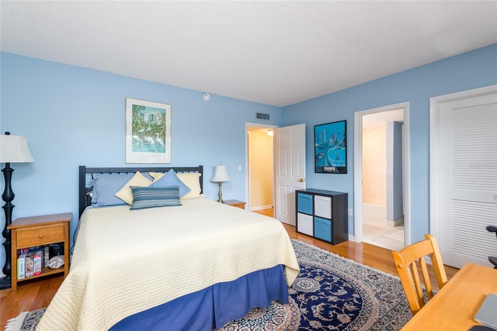 For Sale: $695,000 (2 beds, 2 baths, 1798 Square Feet)