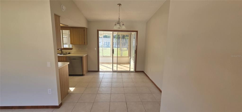 出租: $1,450 (2 贝兹, 2 浴室, 864 平方英尺)