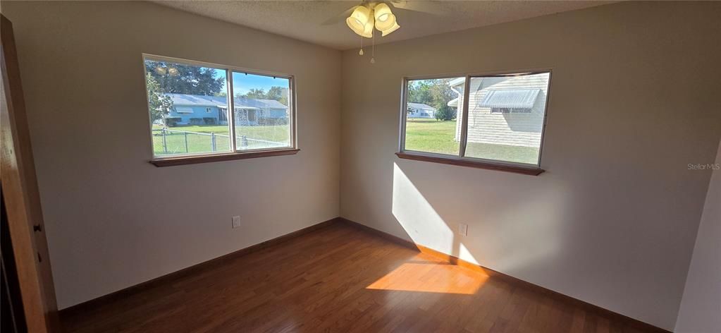 出租: $1,450 (2 贝兹, 2 浴室, 864 平方英尺)