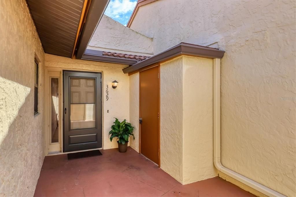 待售: $259,000 (2 贝兹, 2 浴室, 1023 平方英尺)