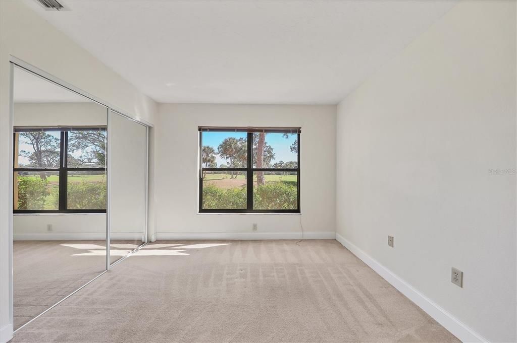 待售: $259,000 (2 贝兹, 2 浴室, 1023 平方英尺)