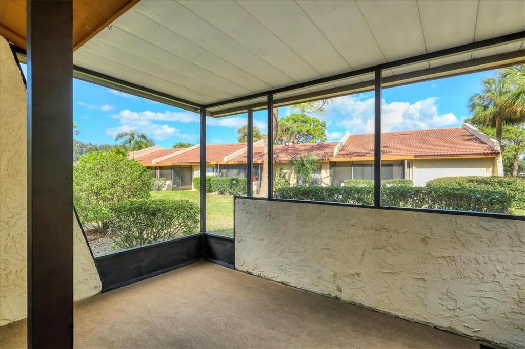 待售: $259,000 (2 贝兹, 2 浴室, 1023 平方英尺)