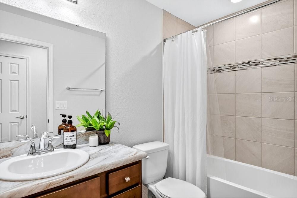 En Renta: $2,300 (3 camas, 2 baños, 1417 Pies cuadrados)