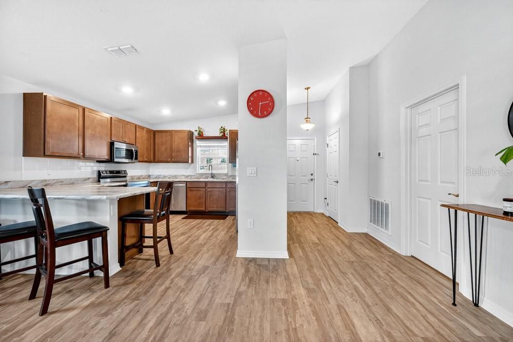 En Renta: $2,300 (3 camas, 2 baños, 1417 Pies cuadrados)