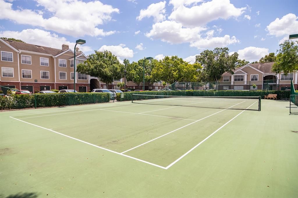 待售: $204,900 (1 贝兹, 1 浴室, 625 平方英尺)