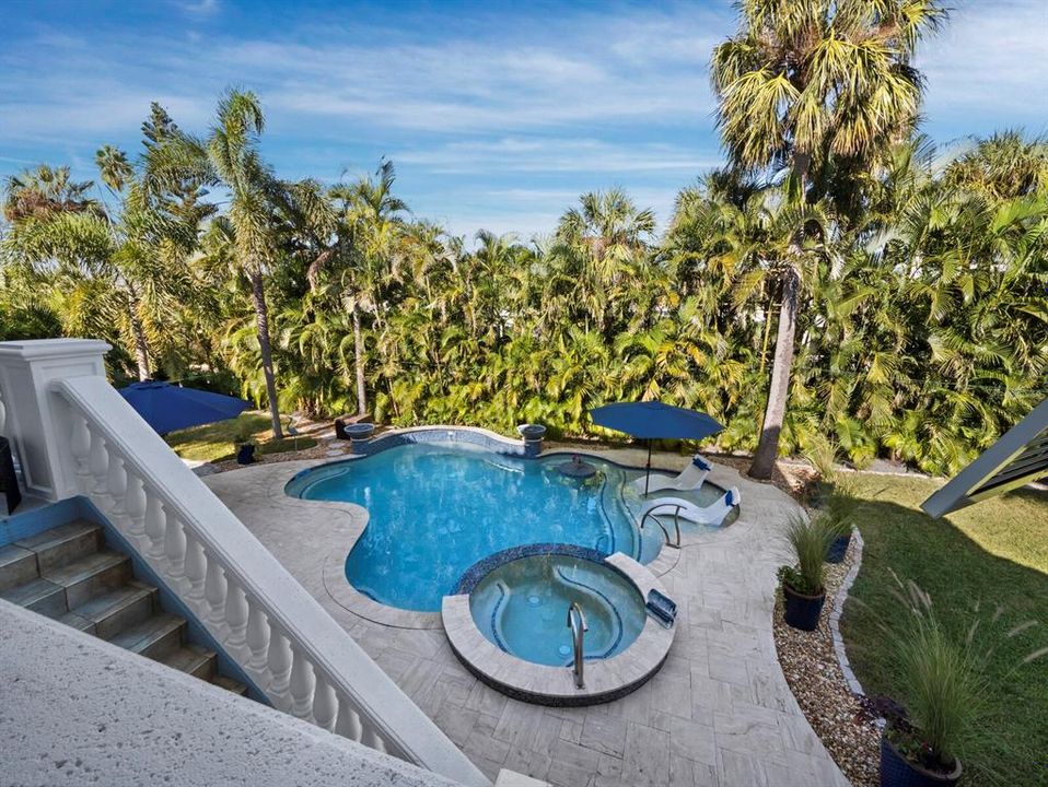 En Venta: $2,899,000 (4 camas, 3 baños, 3320 Pies cuadrados)