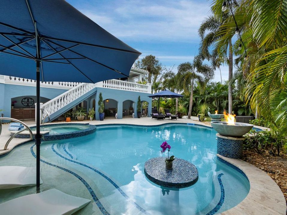 En Venta: $2,899,000 (4 camas, 3 baños, 3320 Pies cuadrados)