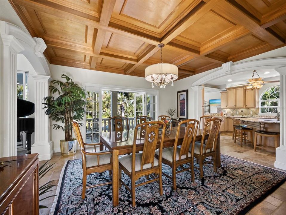 En Venta: $2,899,000 (4 camas, 3 baños, 3320 Pies cuadrados)