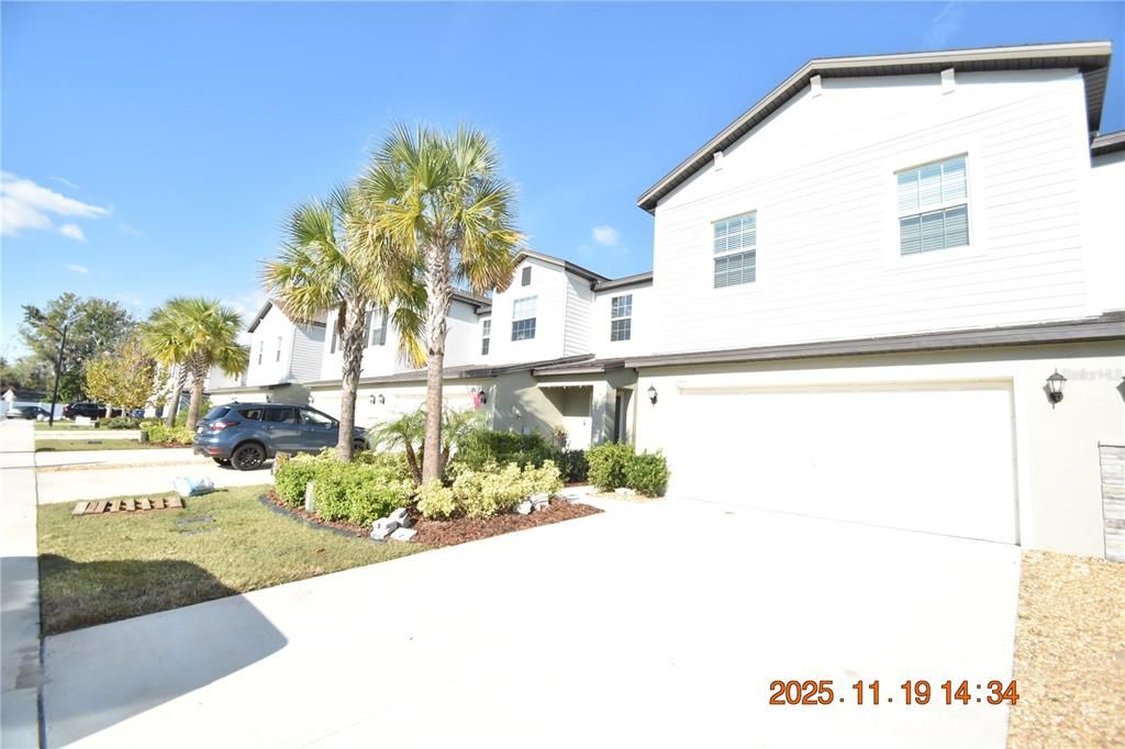 出租: $2,395 (3 贝兹, 2 浴室, 2319 平方英尺)