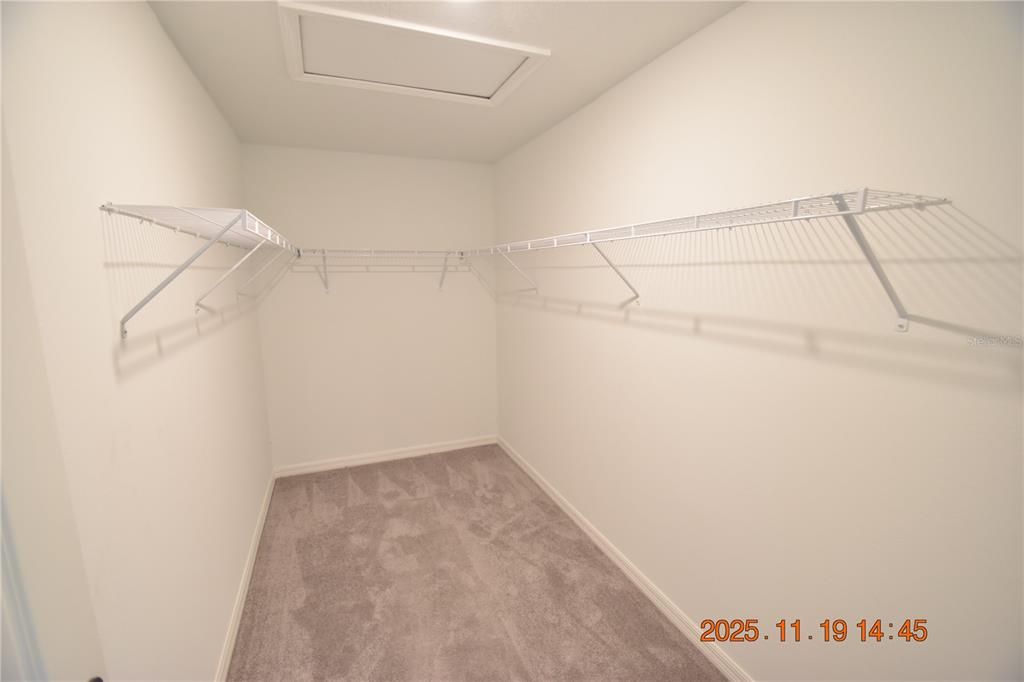 出租: $2,395 (3 贝兹, 2 浴室, 2319 平方英尺)