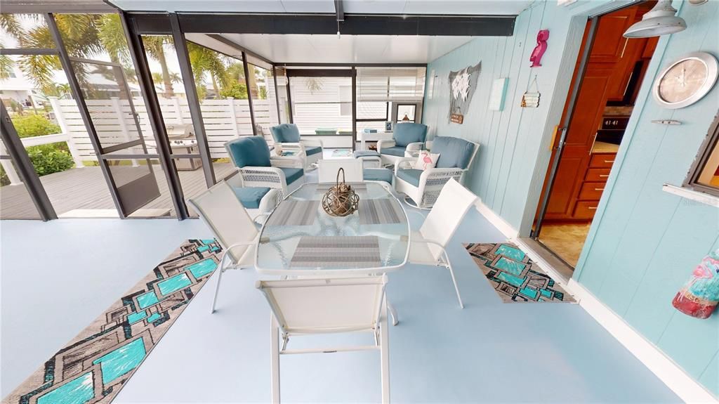 For Sale: $394,000 (2 beds, 2 baths, 1152 Square Feet)