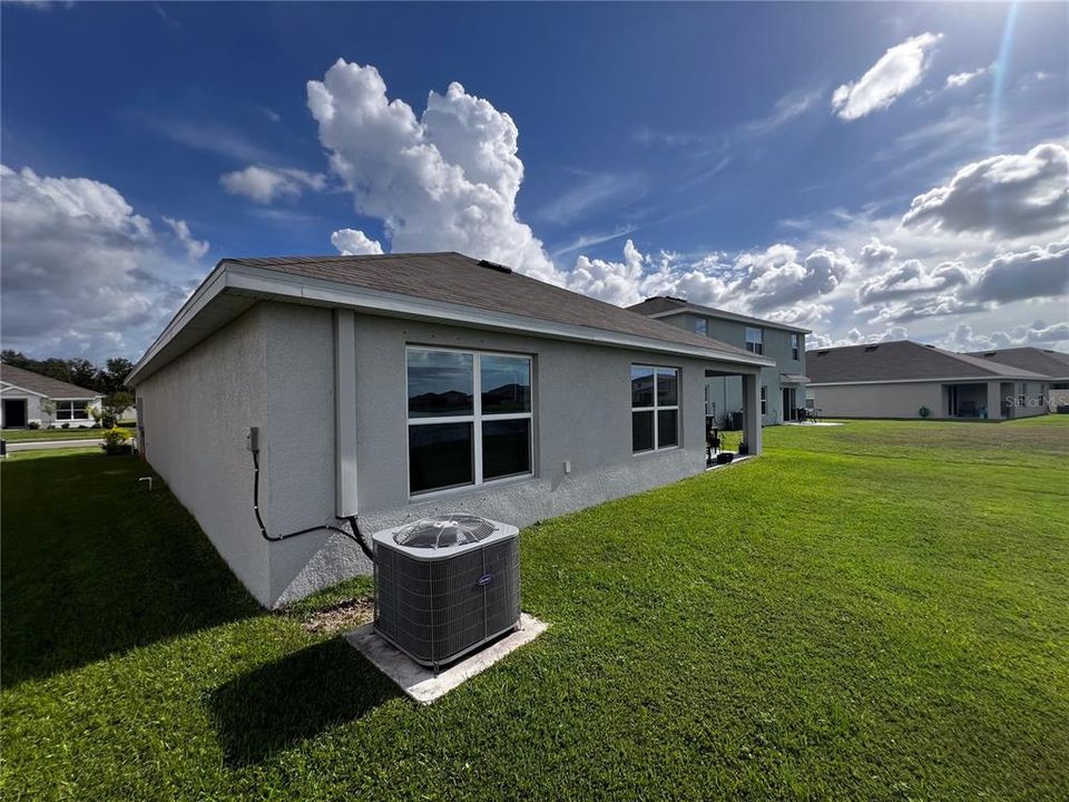 For Rent: $2,400 (3 beds, 2 baths, 1672 Square Feet)