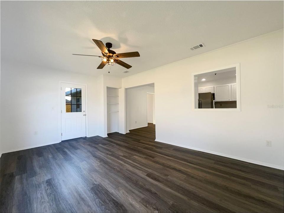 Active With Contract: $294,000 (4 beds, 1 baths, 1800 Square Feet)