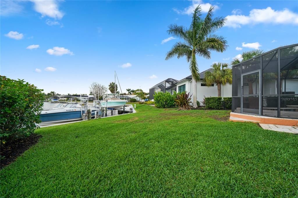 For Sale: $1,100,000 (4 beds, 2 baths, 2426 Square Feet)