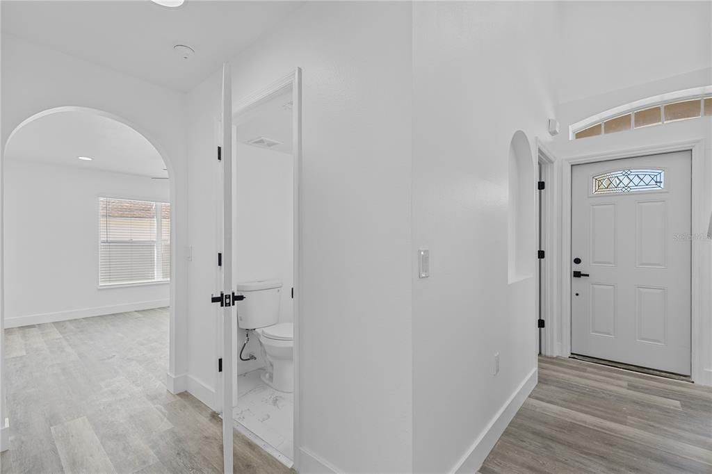 For Rent: $2,400 (4 beds, 2 baths, 2200 Square Feet)