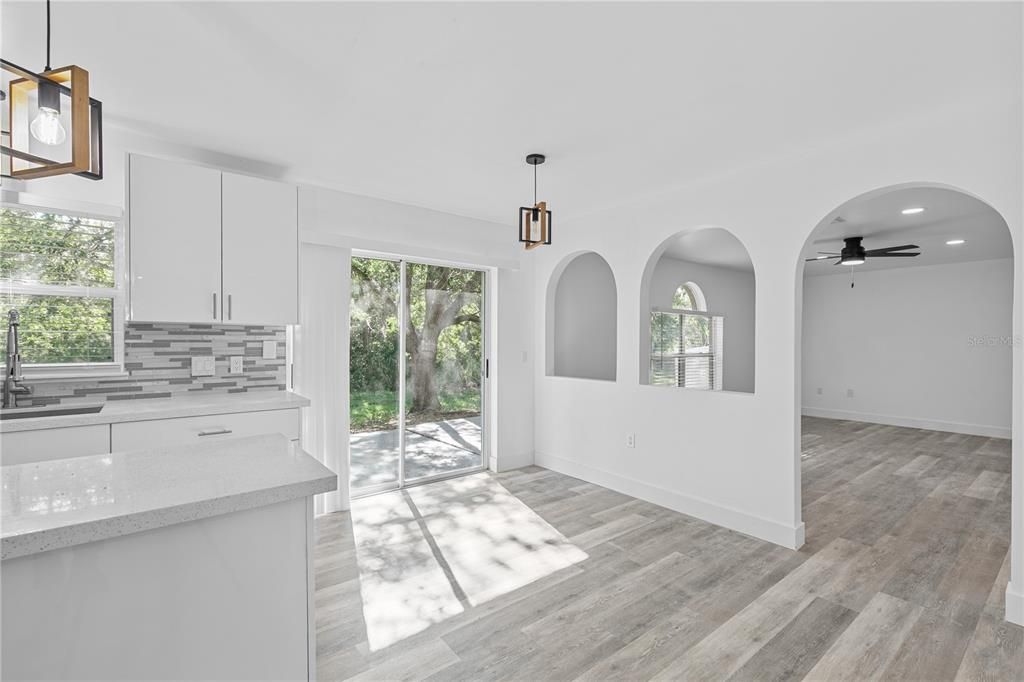 For Rent: $2,400 (4 beds, 2 baths, 2200 Square Feet)