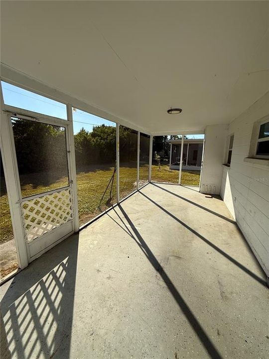 For Rent: $1,500 (2 beds, 1 baths, 783 Square Feet)