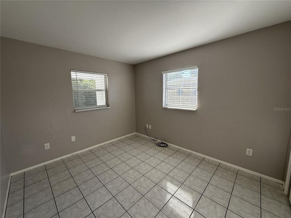 For Rent: $1,500 (2 beds, 1 baths, 783 Square Feet)