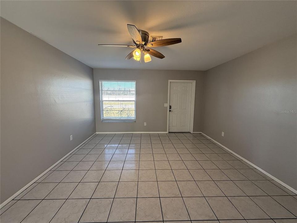For Rent: $1,500 (2 beds, 1 baths, 783 Square Feet)